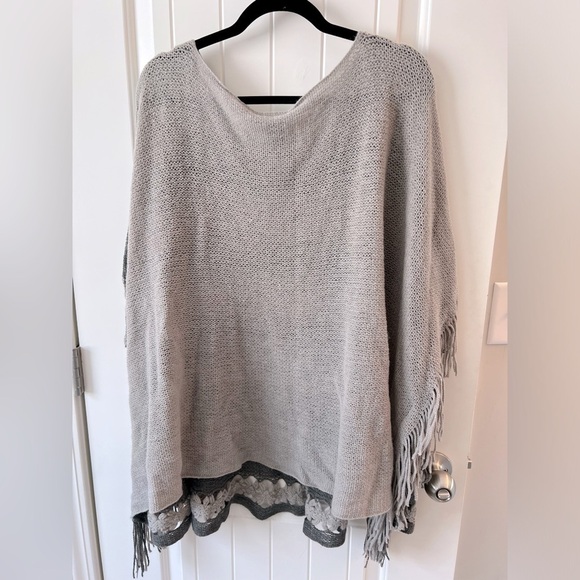 Appraisal Poncho Gray - Picture 2 of 2